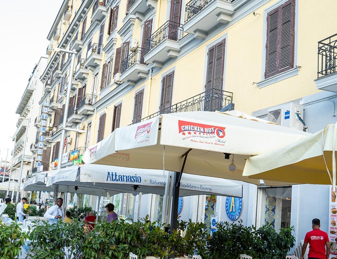 Bed and Breakfast I 4 Diamanti Di Napoli Exterior foto